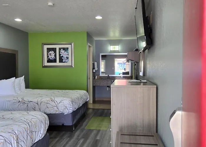 Fort Davis Inn & Rv Park